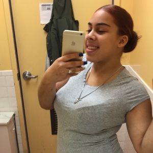 Meet your Posher, Sacharel